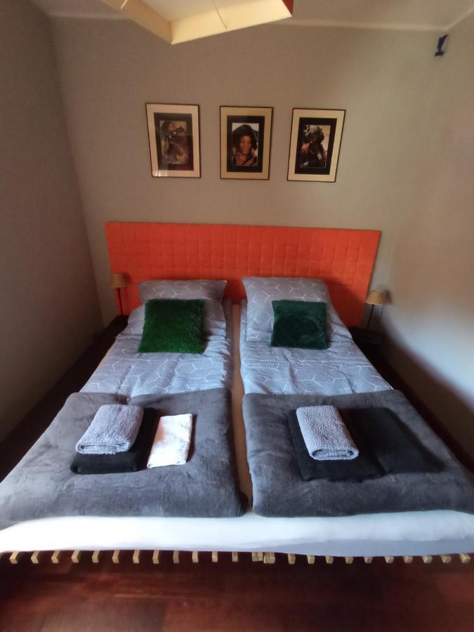 Niewielki Pokoj Jedno Lub Dwuosobowy W Duzym Mieszkaniu W Gdansk Wrzeszcz Ul Smoluchowskiego Kolo Akademii Medycznej - Cooliving Dış mekan fotoğraf